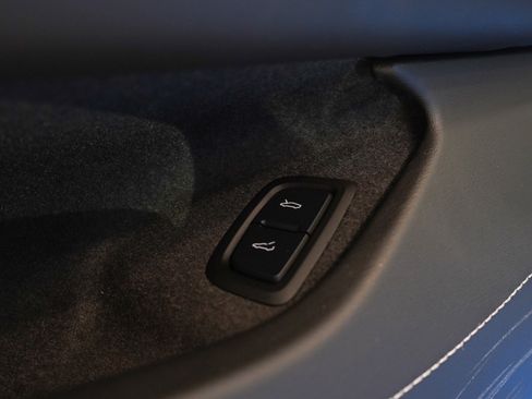 Used 2024 Chevrolet Corvette Stingray Coupe w/ 1LT image 20