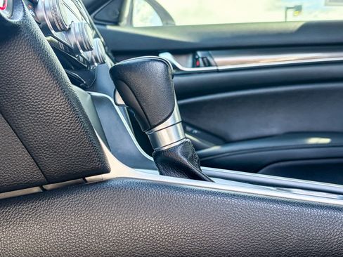 Used 2020 Honda Accord Sport image 21