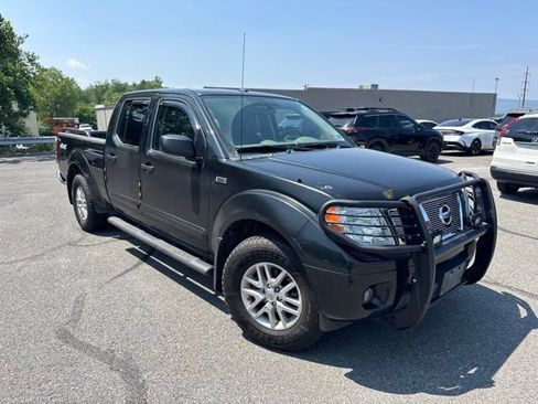 Used 2018 Nissan Frontier SV w/ Value Truck Package AWD/4WD image 3