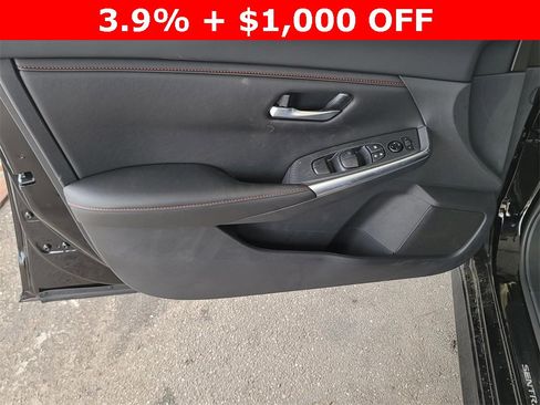 New 2025 Nissan Sentra SR w/ Midnight Edition image 28