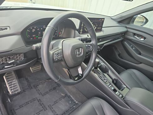 Used 2023 Honda Accord Sport image 21