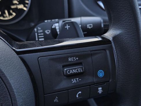 Certified 2023 Nissan Rogue SV image 26