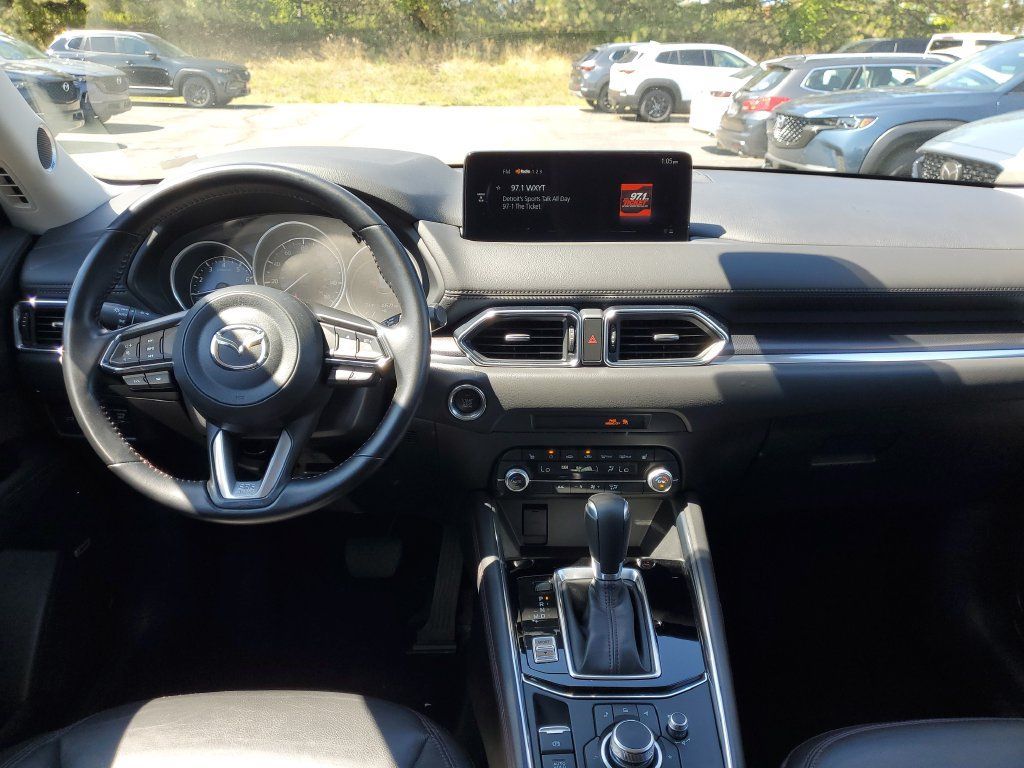 Used 2025 MAZDA CX-5 Carbon Edition AWD/4WD image 16