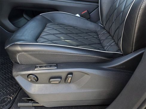 Used 2024 Volkswagen Atlas SEL Premium R-Line image 14