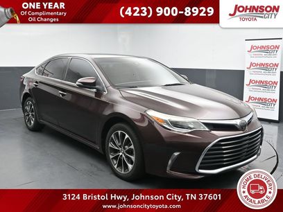 Used 2018 Toyota Avalon XLE w/ All Weather Liner Package