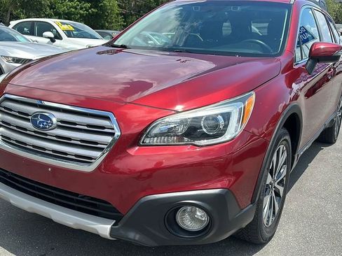 Used 2015 Subaru Outback 2.5i Limited AWD/4WD image 3