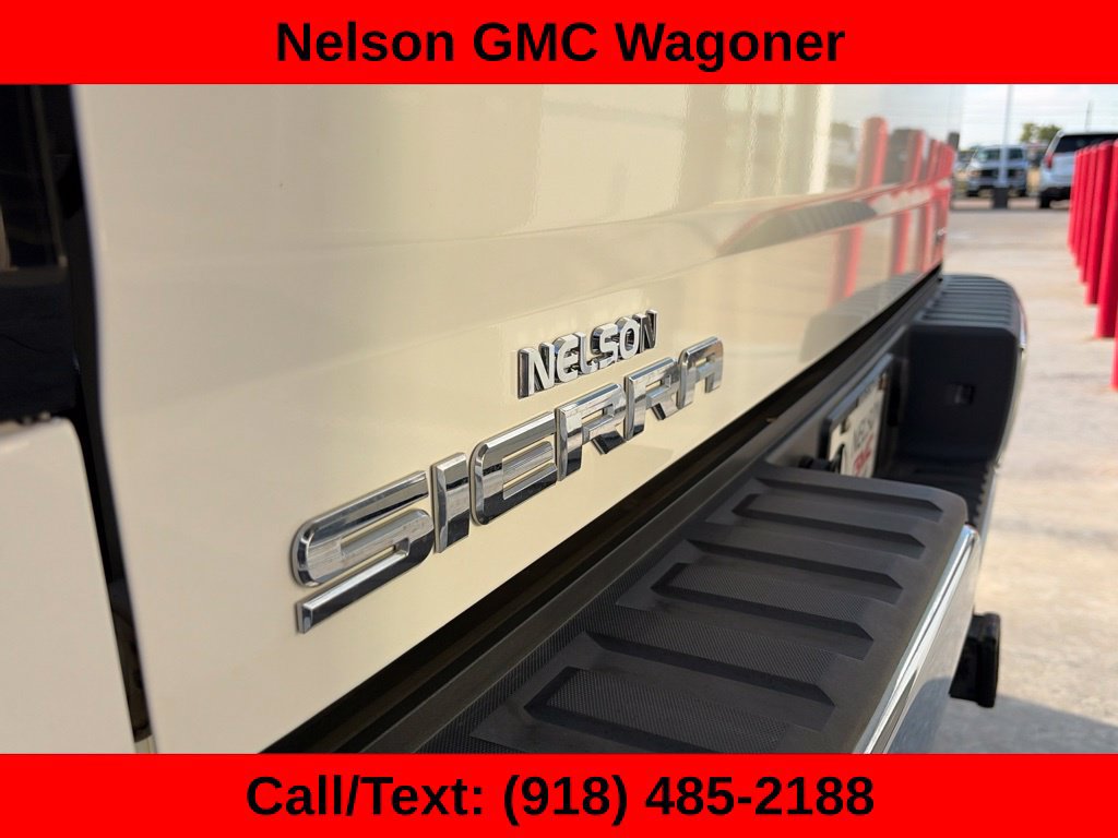 Used 2018 GMC Sierra 1500 SLT w/ SLT Premium Package AWD/4WD image 8