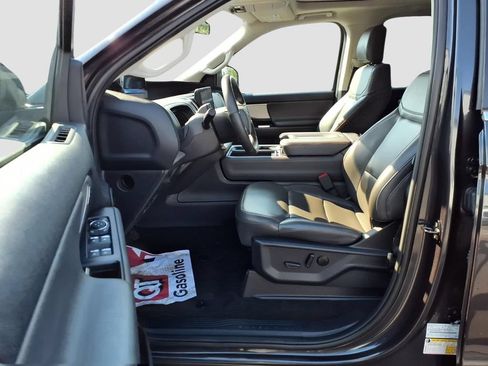 Certified 2025 Ford Expedition Active AWD/4WD image 26