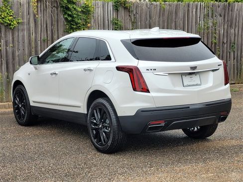 New 2025 Cadillac XT5 Premium Luxury w/ LPO, ONYX Package image 6