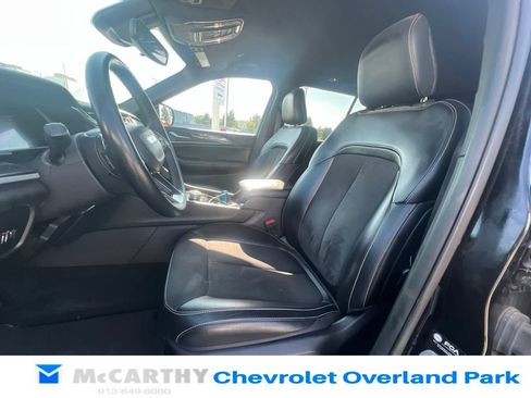 Used 2023 Jeep Grand Cherokee Altitude AWD/4WD image 18