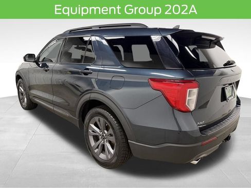 Used 2023 Ford Explorer XLT w/ Equipment Group 202A AWD/4WD image 7