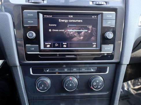 Used 2019 Volkswagen Golf Alltrack AWD/4WD image 30