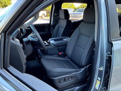 New 2025 Chevrolet Silverado 1500 Custom image 9