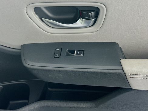 Used 2025 Honda Pilot EX-L image 29
