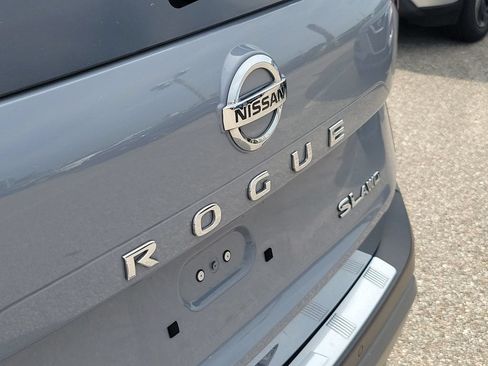 Used 2021 Nissan Rogue SL AWD/4WD image 6