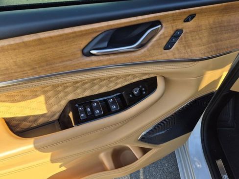 Used 2024 Jeep Grand Cherokee L Summit image 11