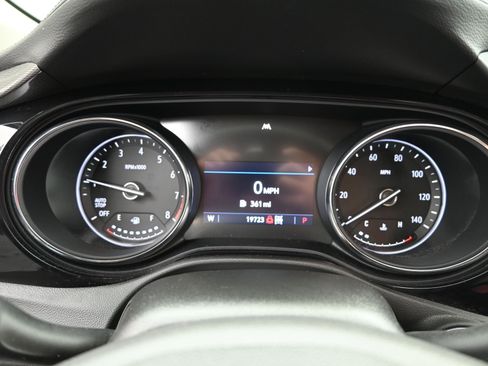 Used 2022 Buick Encore GX Preferred w/ Sport Touring Package image 18