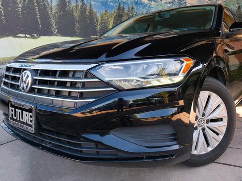 Used 2019 Volkswagen Jetta S w/ Driver Assistance Package FWD image 9