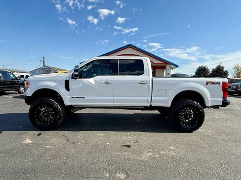 Used 2017 Ford F350 Platinum w/ Platinum Ultimate Package AWD/4WD image 2