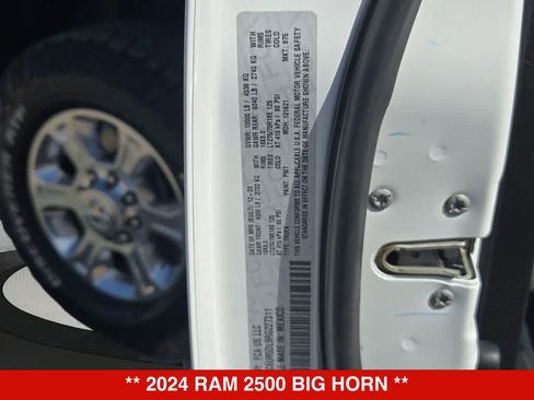 Used 2024 RAM 2500 Big Horn w/ Off Road Package AWD/4WD image 34