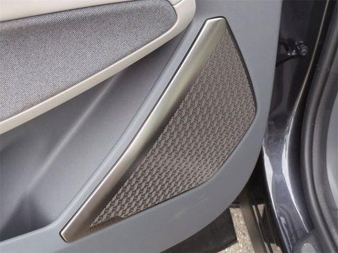 New 2026 Kia EV9 Land image 24