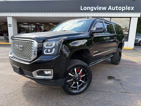 Used 2015 GMC Yukon XL Denali w/ Touring Package AWD/4WD image 1