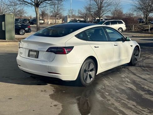 Used 2021 Tesla Model 3 Standard Range Plus image 8