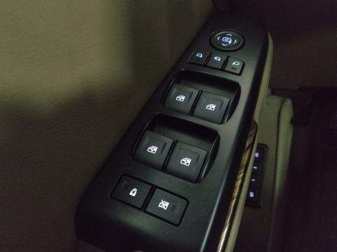 Used 2020 GMC Yukon XL SLT RWD image 27