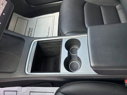 Used 2021 Tesla Model 3 Performance image 14