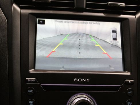 Used 2018 Ford Fusion Titanium image 20