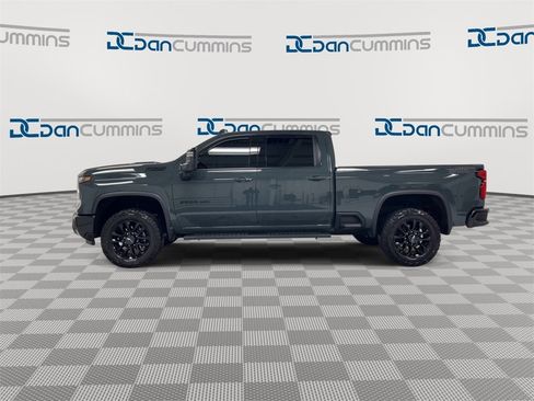 Certified 2025 Chevrolet Silverado 2500 LTZ w/ LTZ Plus Package image 5