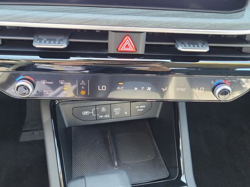 Used 2025 Kia K5 EX FWD image 31