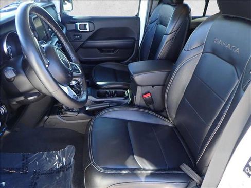 Used 2023 Jeep Wrangler Sahara w/ Cold Weather Group image 11