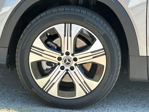 Certified 2024 Mercedes-Benz EQB 250+ image 40