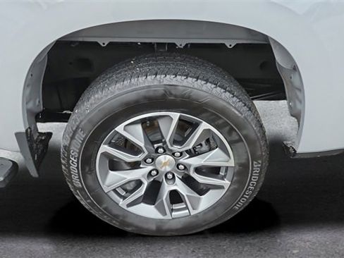 Used 2024 Chevrolet Silverado 1500 LT w/ Safety Package image 21