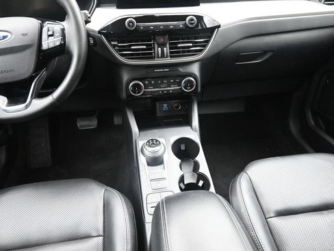 Used 2022 Ford Escape SEL w/ Technology Package FWD image 15