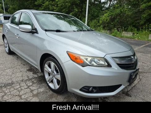 Used 2013 Acura ILX w/ Premium Package FWD image 12