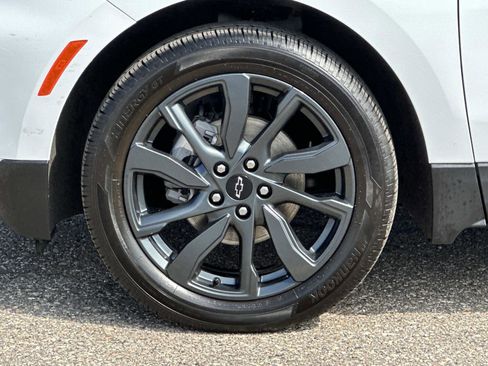 Certified 2023 Chevrolet Equinox RS FWD image 8