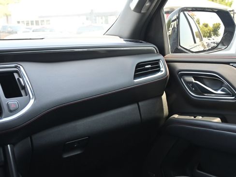 Used 2024 Chevrolet Tahoe RST w/ Luxury Package RWD image 8