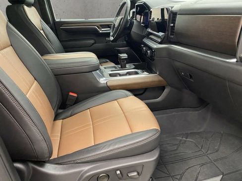 Used 2024 Chevrolet Silverado 1500 High Country w/ LPO, Dark Essentials Package image 20