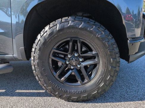 Used 2019 Chevrolet Silverado 1500 LT Trail Boss AWD/4WD image 10