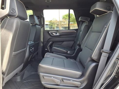 Used 2024 Chevrolet Tahoe Premier image 19