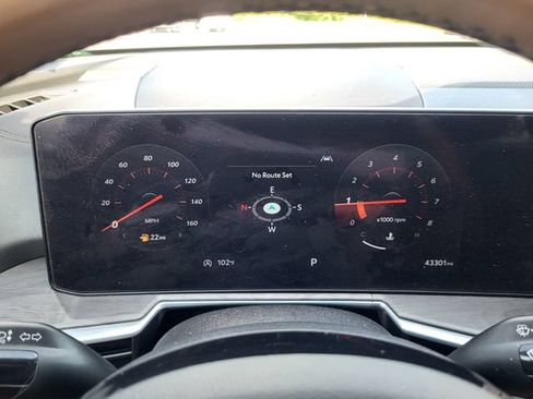 Certified 2024 Kia Sorento SX Prestige w/ Olive Brown Leather Package AWD/4WD image 25
