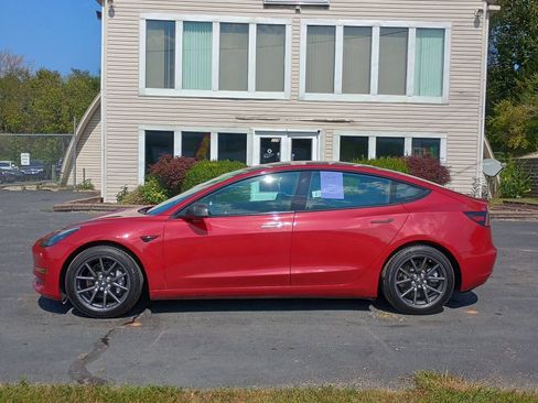 Used 2018 Tesla Model 3 Long Range image 2