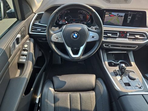 Used 2022 BMW X7 xDrive40i image 12