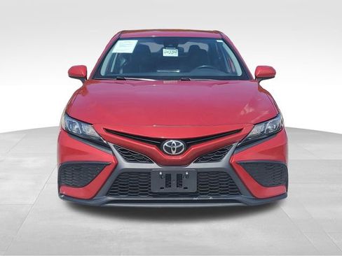 Used 2021 Toyota Camry SE FWD image 2