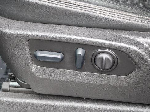 Used 2022 Chevrolet Silverado 3500 High Country image 18