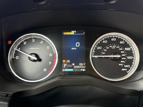 Used 2020 Subaru Forester Premium AWD/4WD image 32