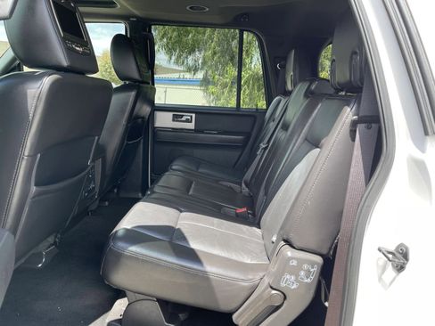 Used 2013 Ford Expedition EL Limited RWD image 20