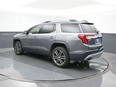 Used 2020 GMC Acadia SLT w/ Driver Alert Package II image 4